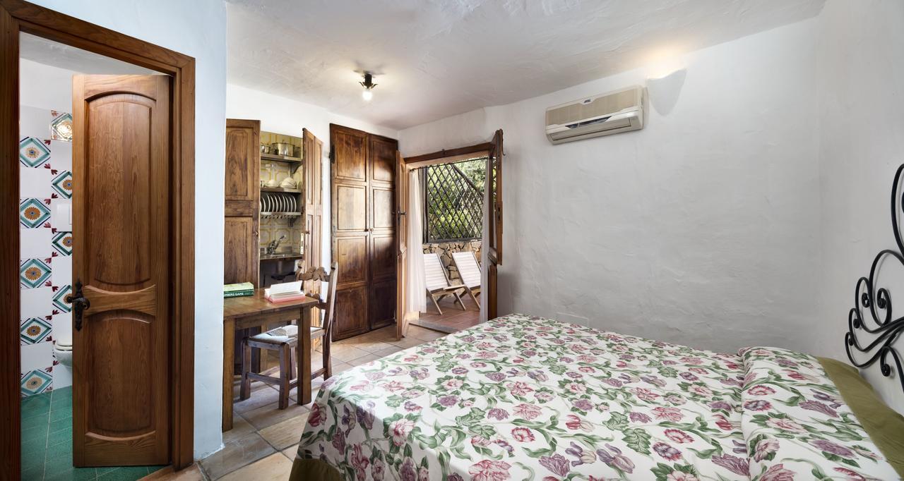 Residenza Capriccioli Aparthotel ปอร์โตแชร์โว ภายนอก รูปภาพ