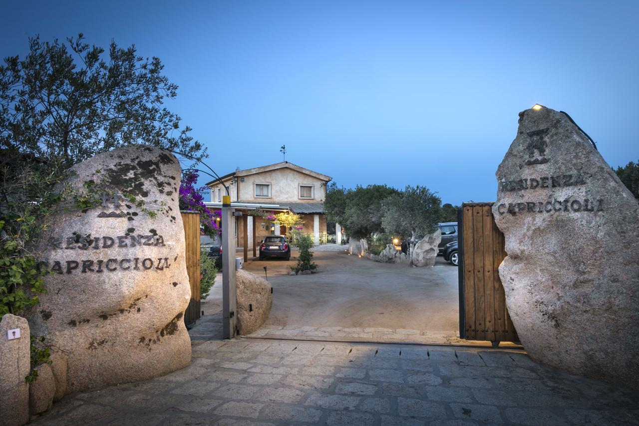 Residenza Capriccioli Aparthotel ปอร์โตแชร์โว ภายนอก รูปภาพ