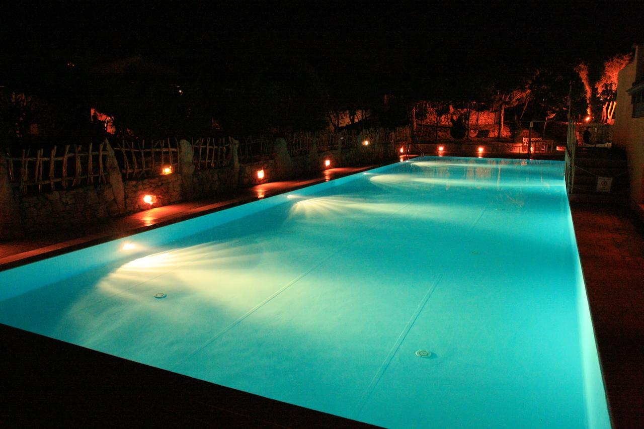 Residenza Capriccioli Aparthotel ปอร์โตแชร์โว ภายนอก รูปภาพ